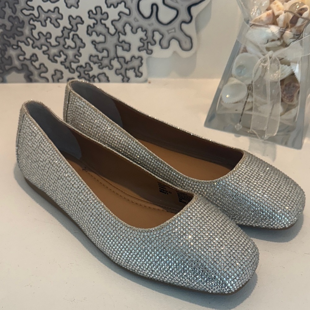 INC International Concepts Silver Sparkle Flats for girls